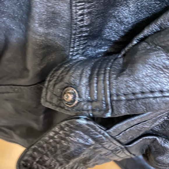 Vintage leather jacket - Picture 3 of 4